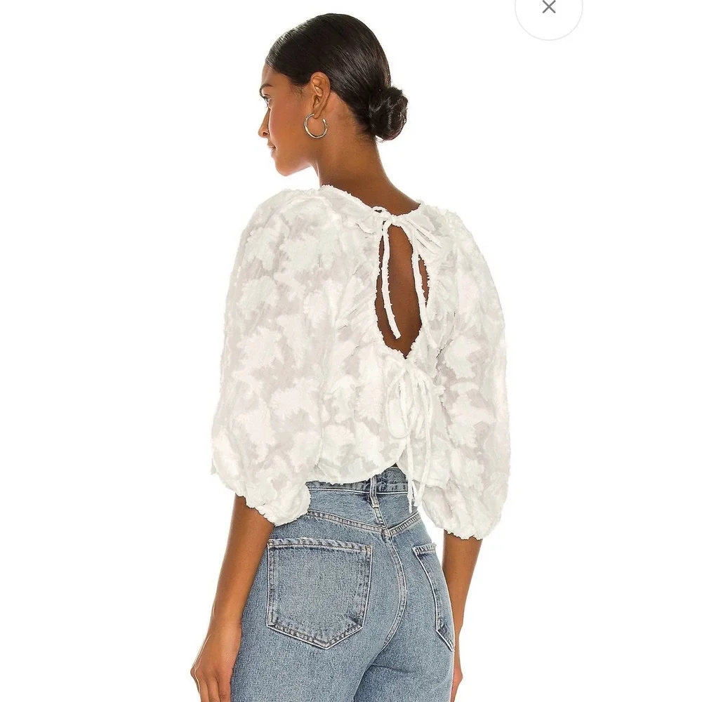 Free People Callie White Floral Applique Peplum‎ Blouse Tie Back Puff Sleeve M